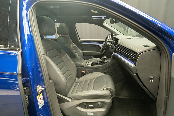 Volkswagen Touareg 22 of 30