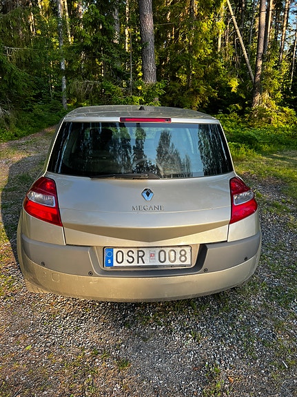 Renault Megane II 4 of 5