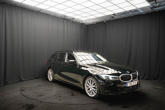 BMW 320d 4 of 26