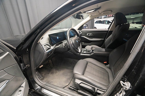BMW 320d 14 of 26