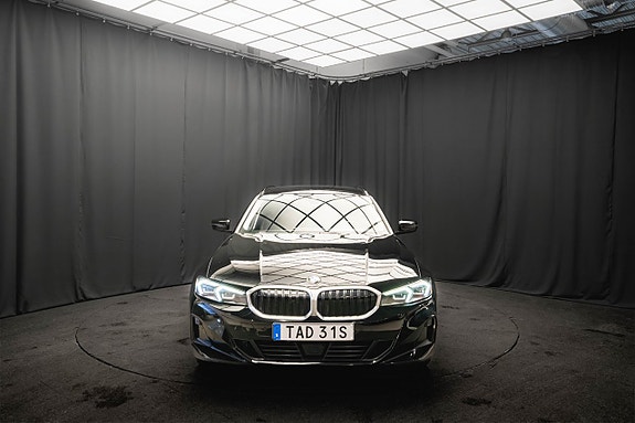 BMW 320d 3 of 26