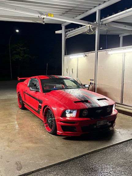 Ford Mustang 10 of 10