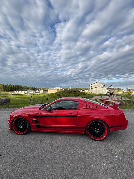 Ford Mustang 7 of 10