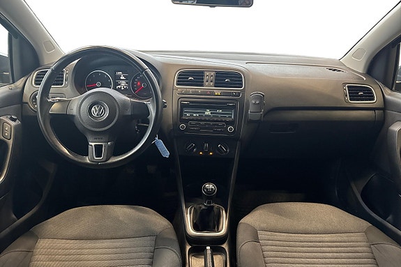Volkswagen Polo 11 of 30