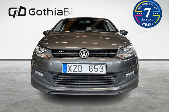 Volkswagen Polo 2 of 5