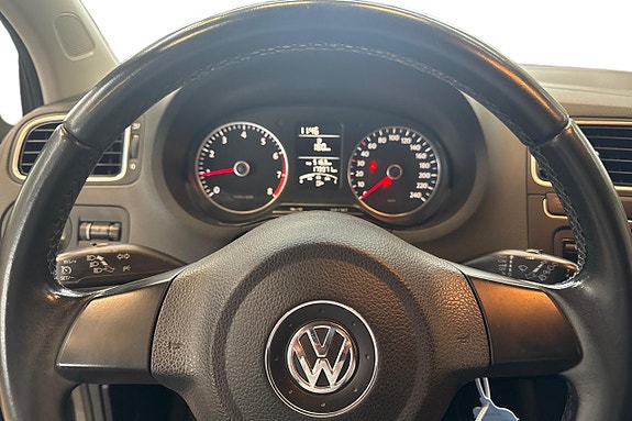 Volkswagen Polo 13 of 30