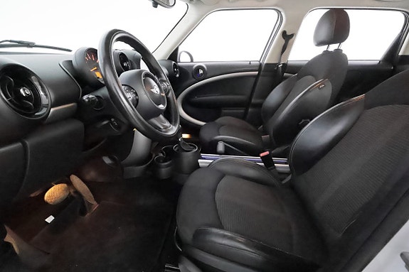 MINI Countryman Cooper 9 of 30