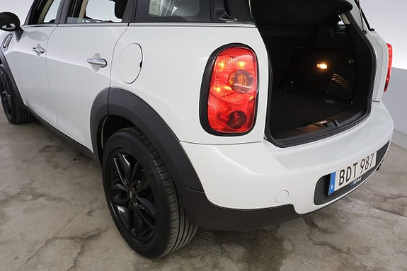 MINI Countryman Cooper 7 of 30