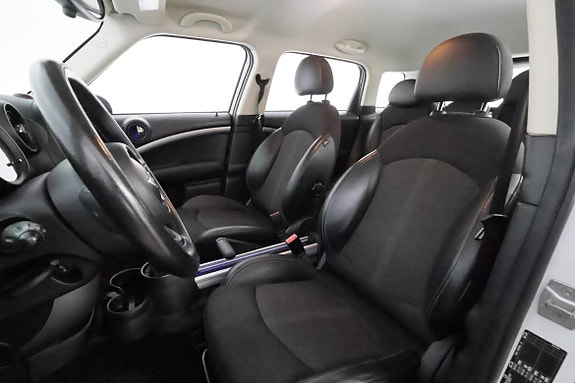 MINI Countryman Cooper 10 of 30