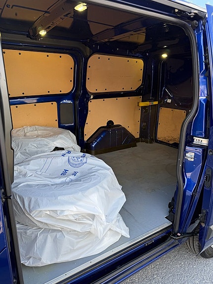Ford Transit Custom 10 of 16