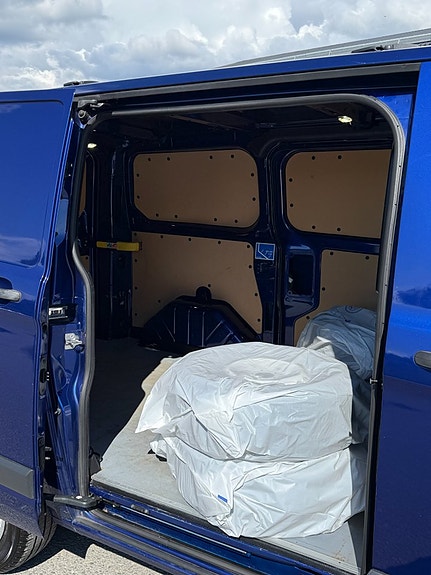 Ford Transit Custom 11 of 16
