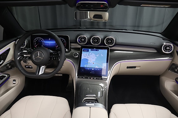Mercedes-Benz CLE200 17 of 30