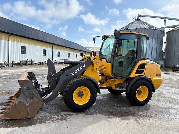 Volvo L25F lastmaskin 2 of 7