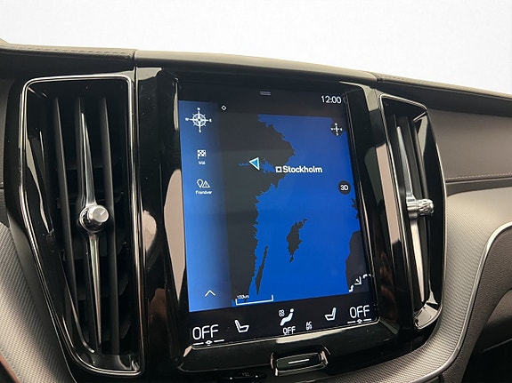 Volvo XC60 23 of 30