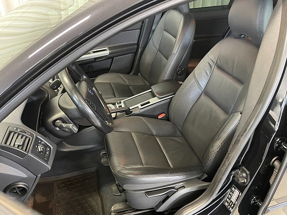 Volvo V50 6 of 15