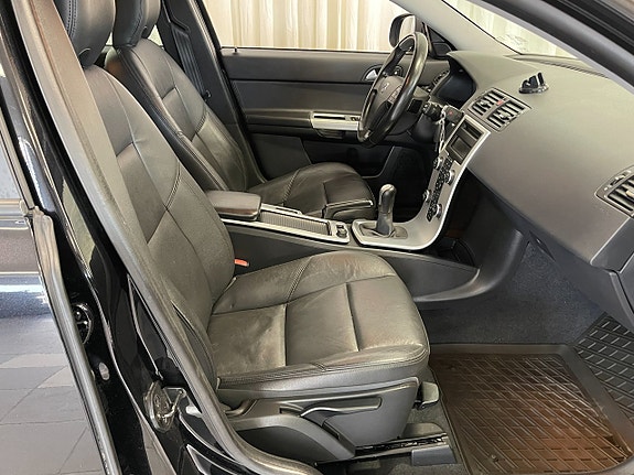 Volvo V50 9 of 15