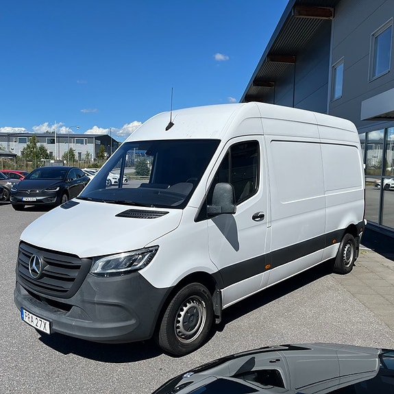 Mercedes-Benz Sprinter 211 6 of 13