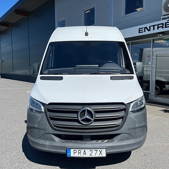 Mercedes-Benz Sprinter 211 7 of 13