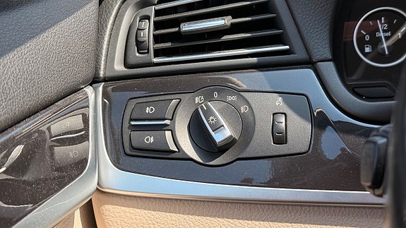 BMW 520d 13 of 30