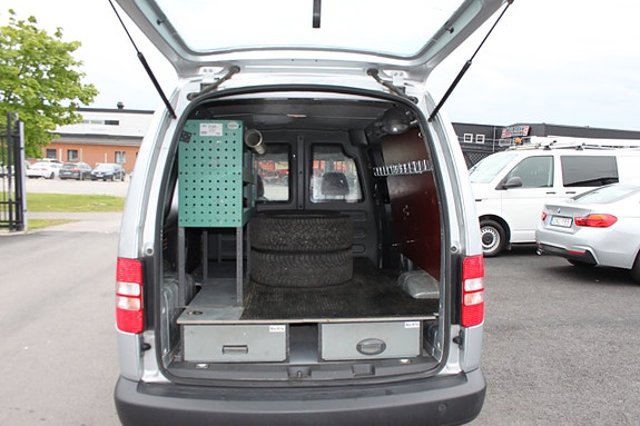 Volkswagen Caddy Maxi 5 of 5