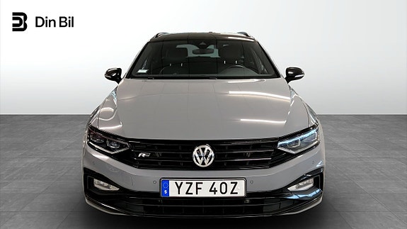 Volkswagen Passat 4 of 13