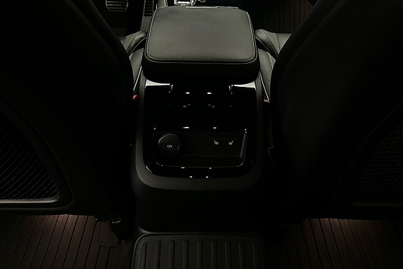 Volvo V60 21 of 27