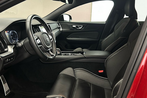 Volvo V60 10 of 27