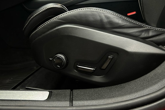 Volvo V60 16 of 27