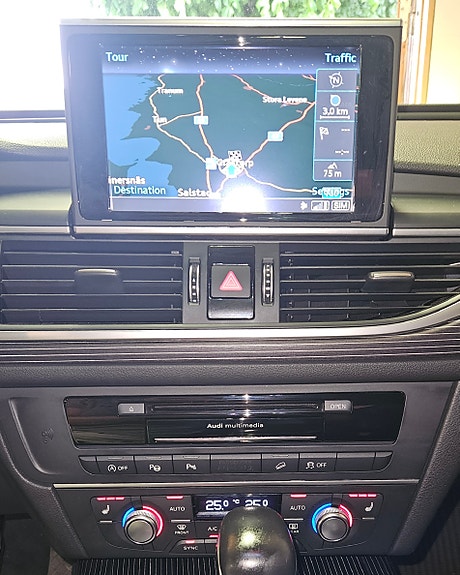 Audi A6 allroad 12 of 17