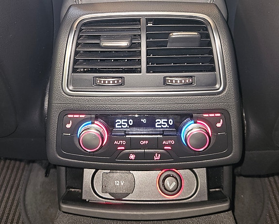 Audi A6 allroad 13 of 17