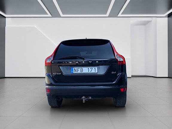 Volvo XC60 5 of 15