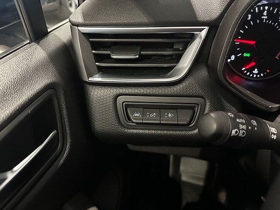 Renault Clio 13 of 15