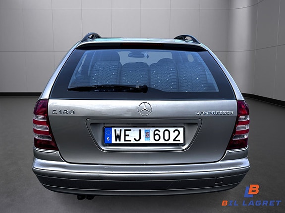 Mercedes-Benz C180 5 of 5