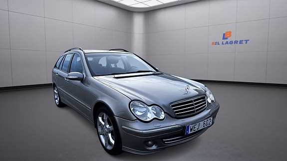 Mercedes-Benz C180 3 of 5