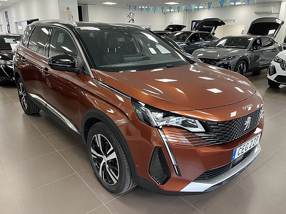 Peugeot 5008 4 of 5