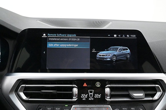 BMW 330e 20 of 27