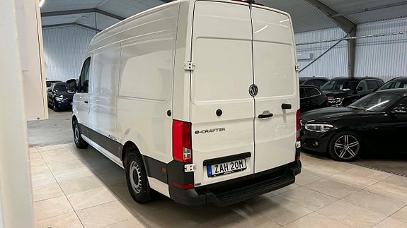 Volkswagen Crafter 11 of 27