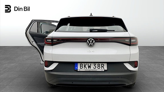 Volkswagen ID.4 5 of 5