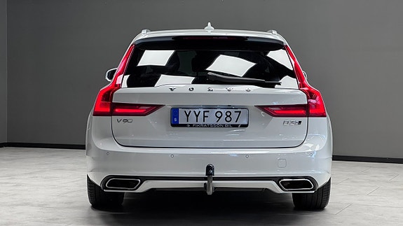 Volvo V90 18 of 19
