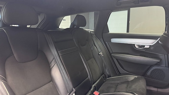 Volvo V90 10 of 19