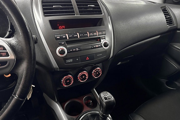 Mitsubishi ASX 9 of 14