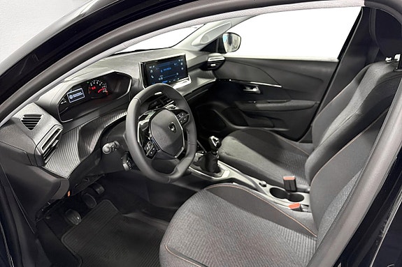 Peugeot 208 10 of 17