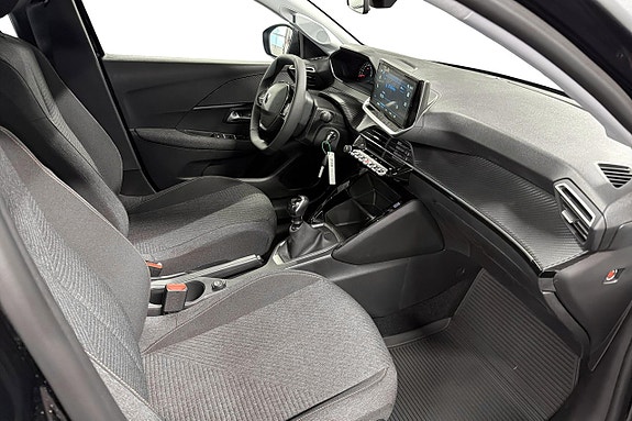 Peugeot 208 11 of 17