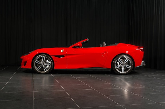 Ferrari Portofino 2 of 13