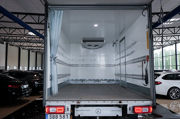 Mercedes-Benz Sprinter 519 28 of 30