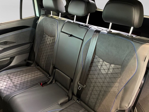 Volkswagen Tayron 12 of 18