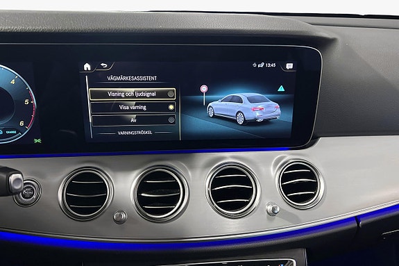 Mercedes-Benz E220 d 13 of 16