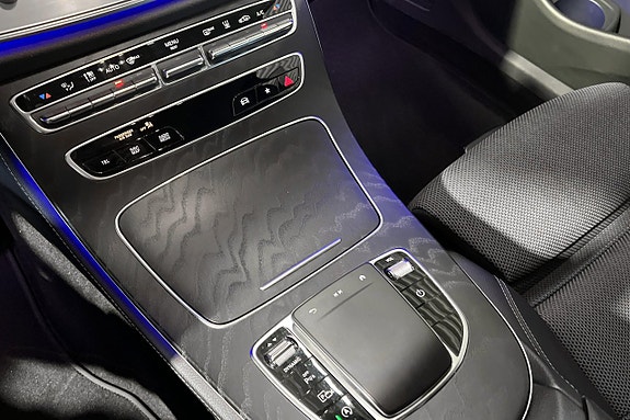 Mercedes-Benz E220 d 10 of 16
