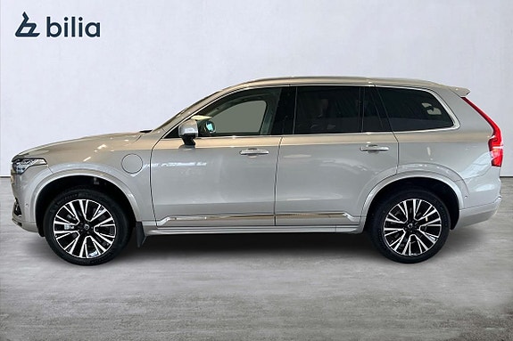 Volvo XC90 3 of 5