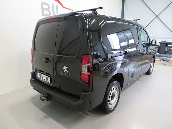 Peugeot Partner 2 of 5